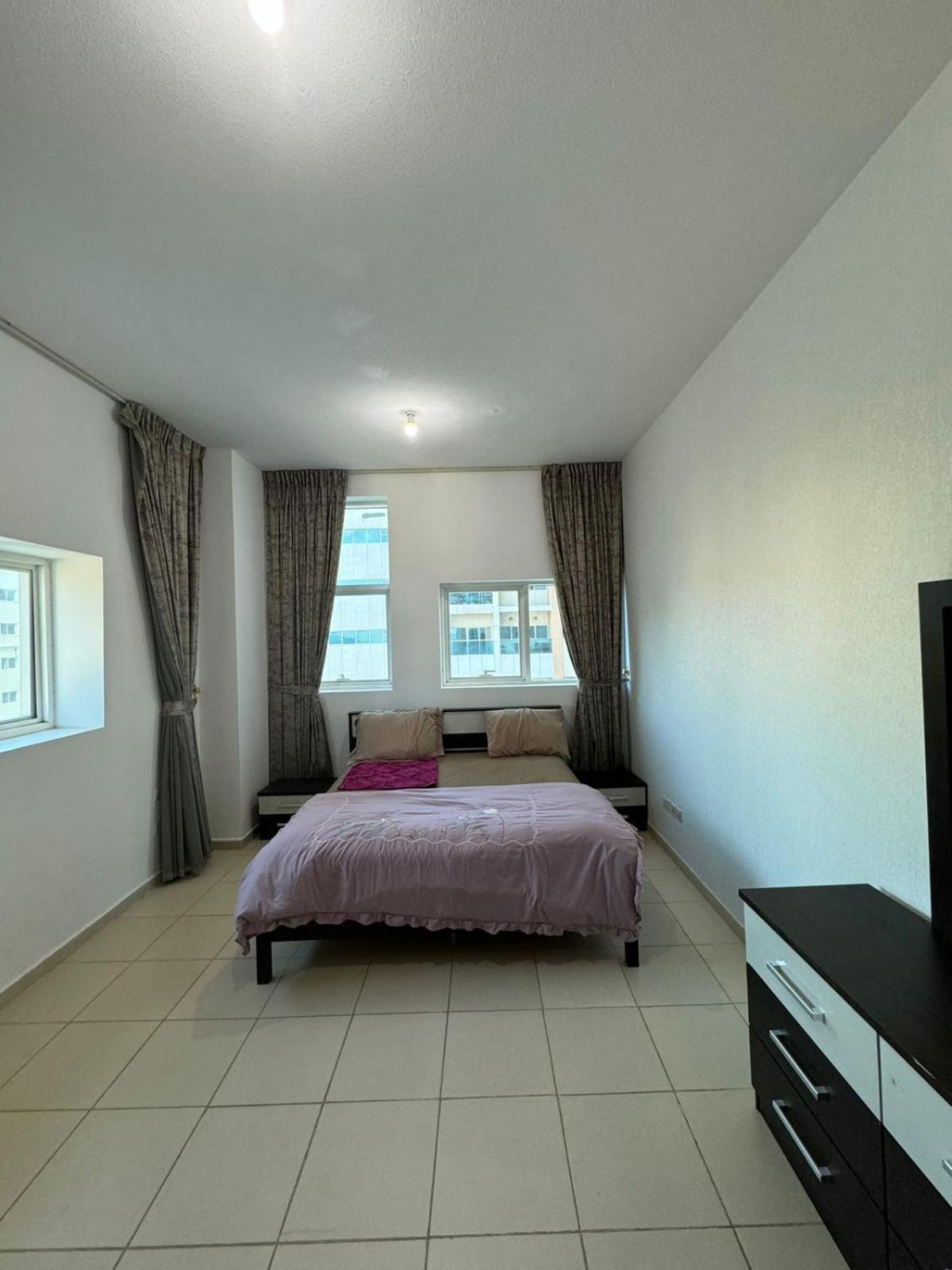 Elegent 2Bhk Next To The Beach With Pool,Gym,Garden,Kids Play Area,Learning Centre,Shops,Cafe,Restaurants Ajman Exterior photo
